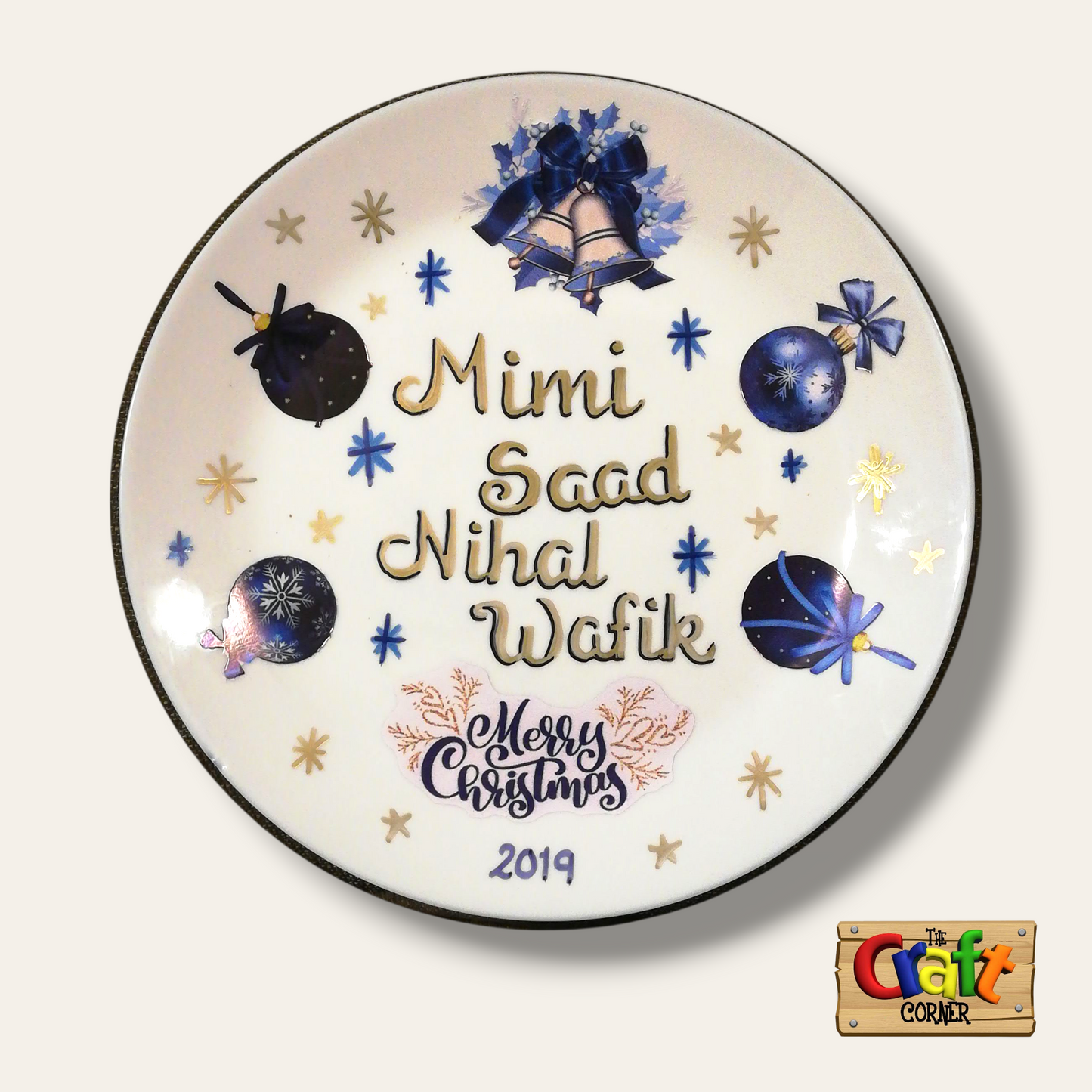 Plate: Hand painted decorative plate 003