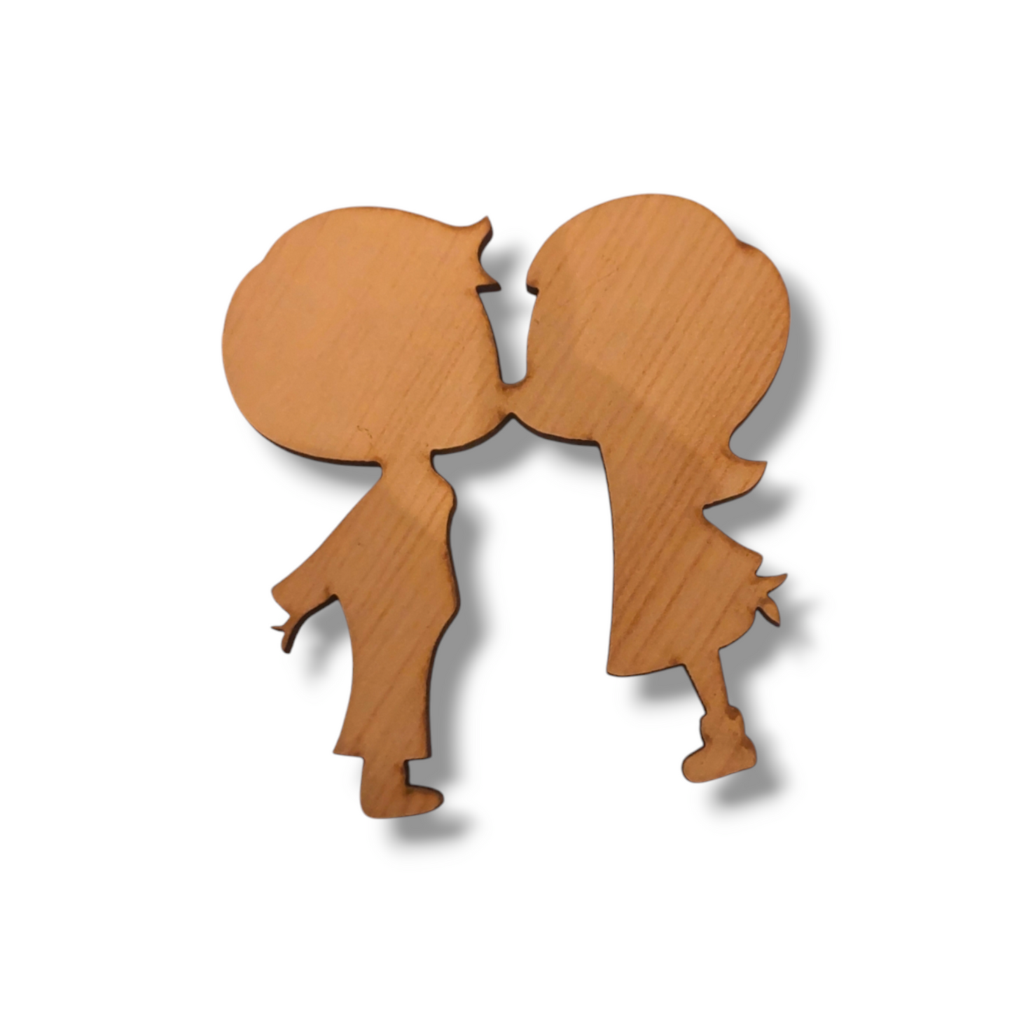 Kissing couple wood