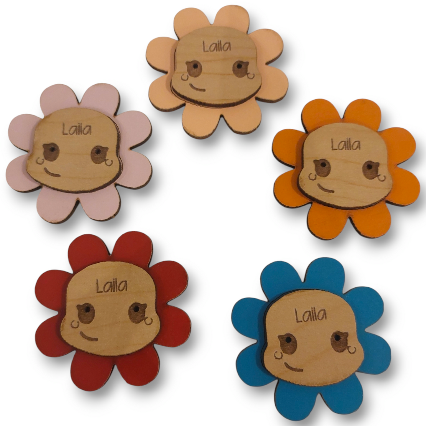 Wooden flowers laila