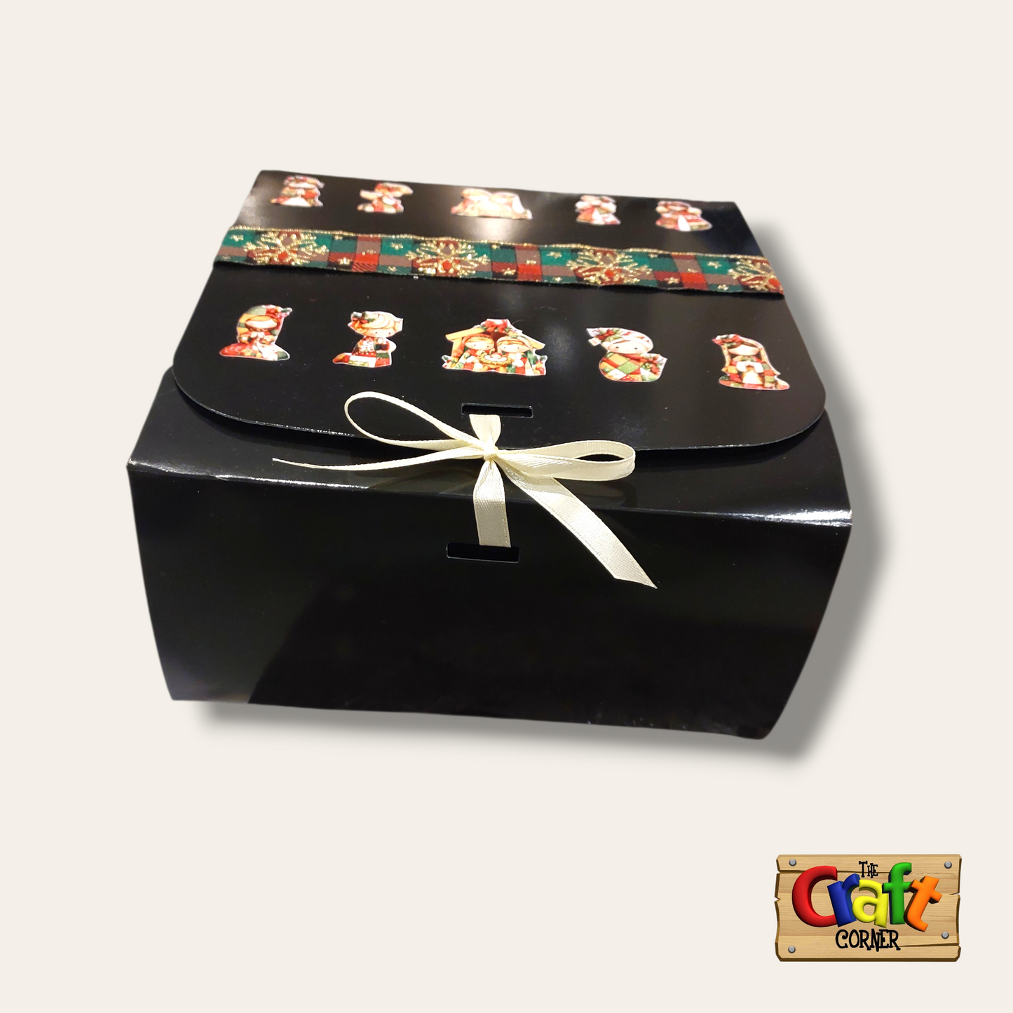 Christmas gift box (black gingerbread cookies)