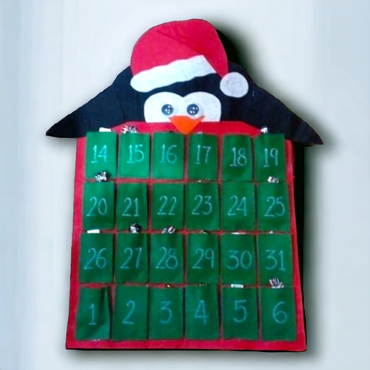 Felt Christmas Advent Calendar (pengin)