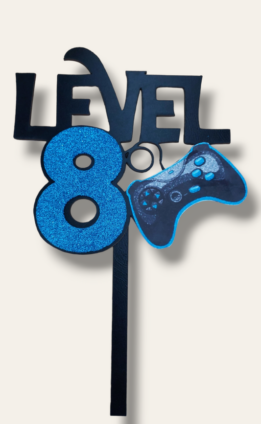 Layered wood topper "Level 8 playstation"