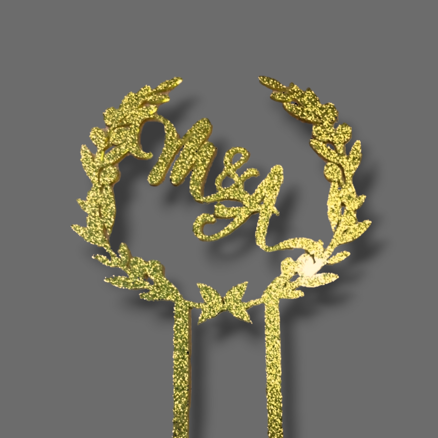 Glittery acrylic topper (gold) "Initials in laurel leaves"