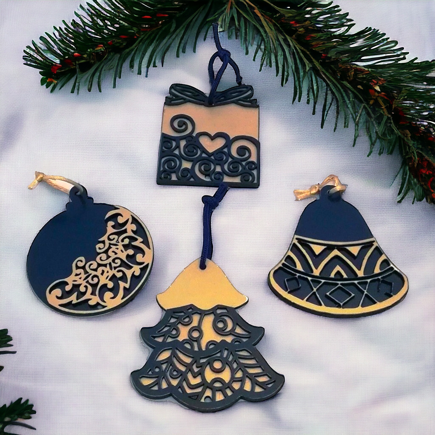 Wooden layered Christmas ornament (set of 4)