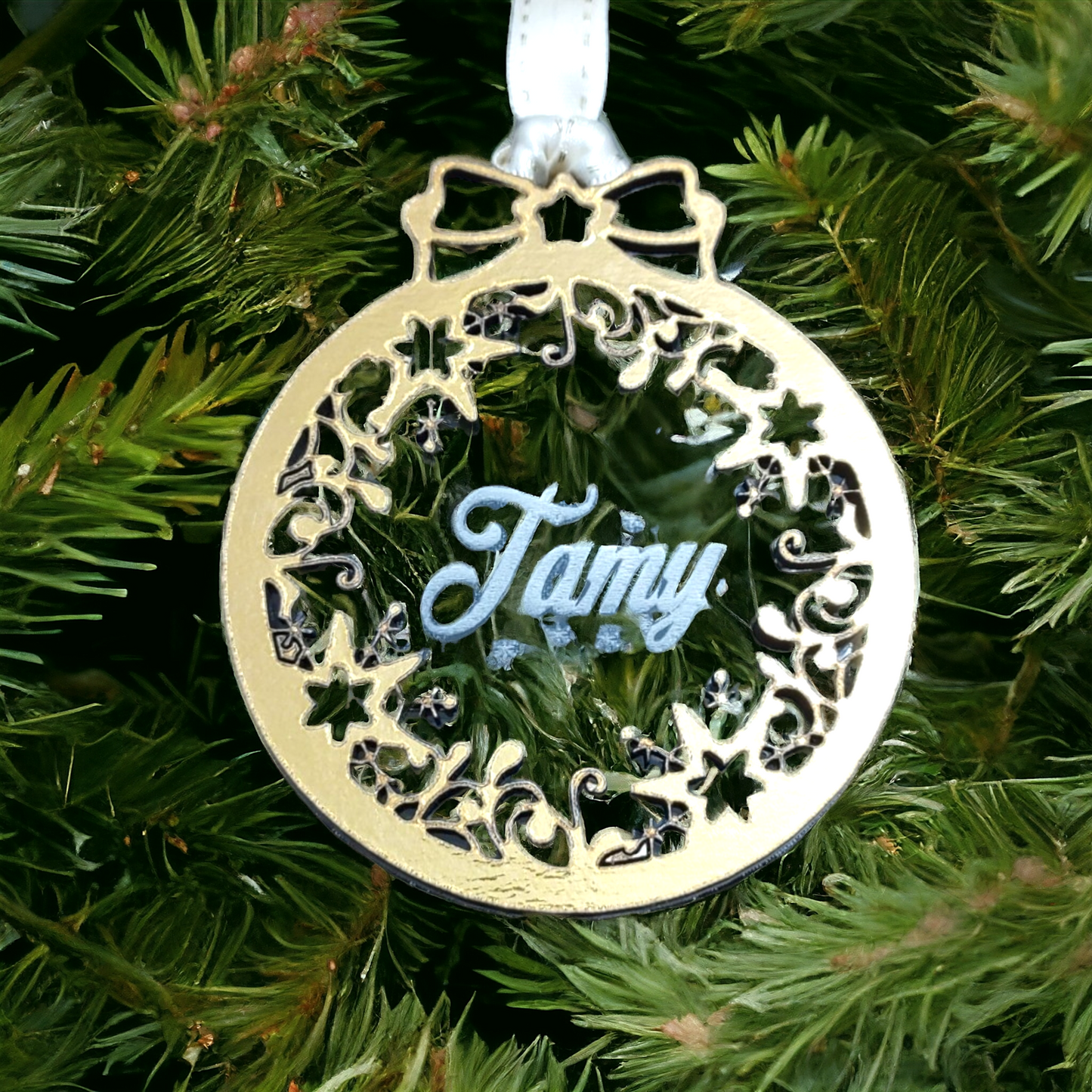 Ornament: Personalized Christmas wood and acrylic ornament