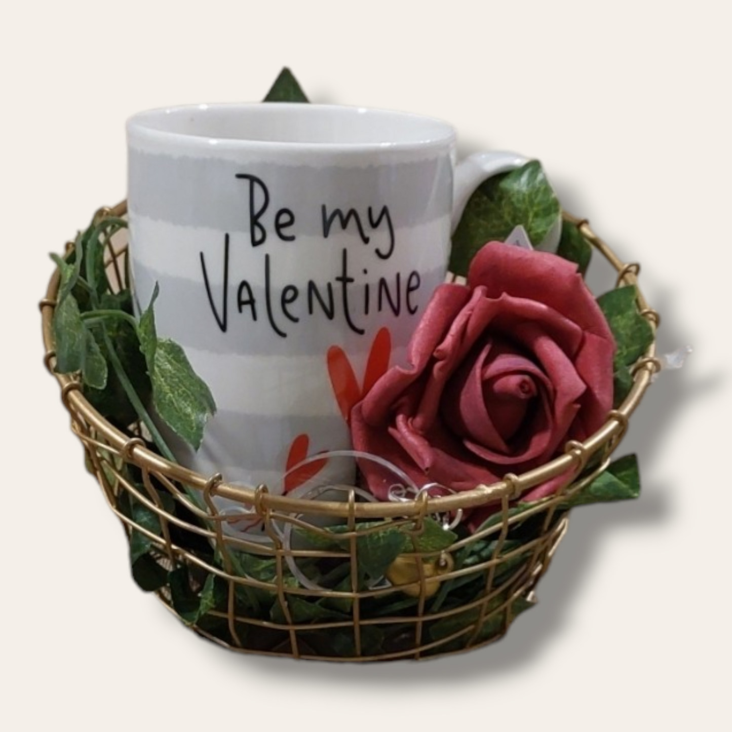 Valentine metal basket