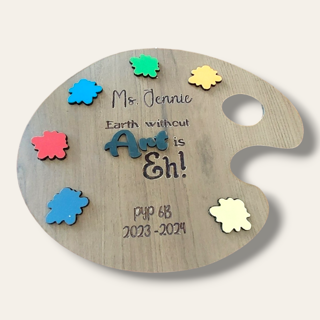 Personalized wooden palette