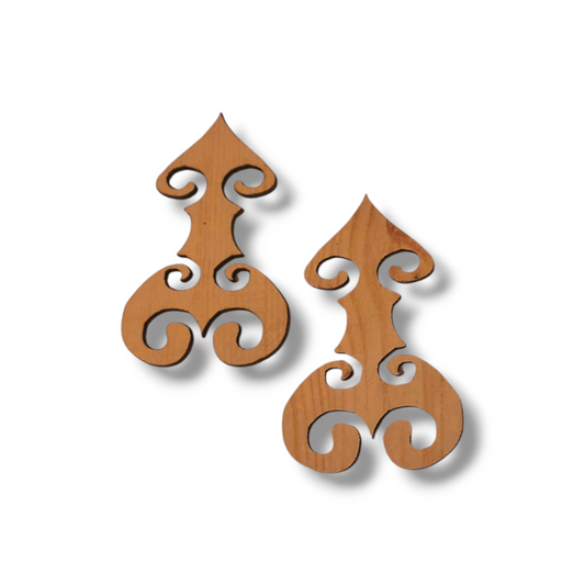 Wooden decorative items