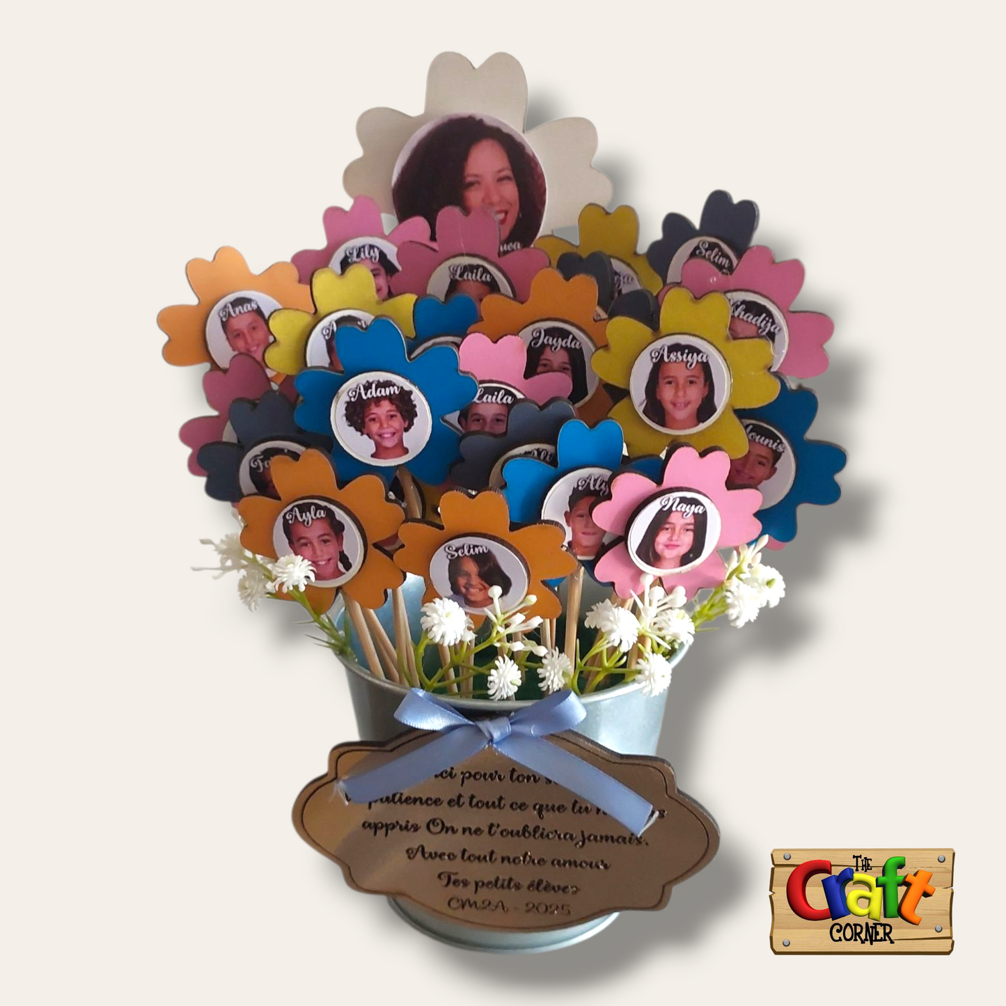 Pot: Wooden flower pot (pictures)