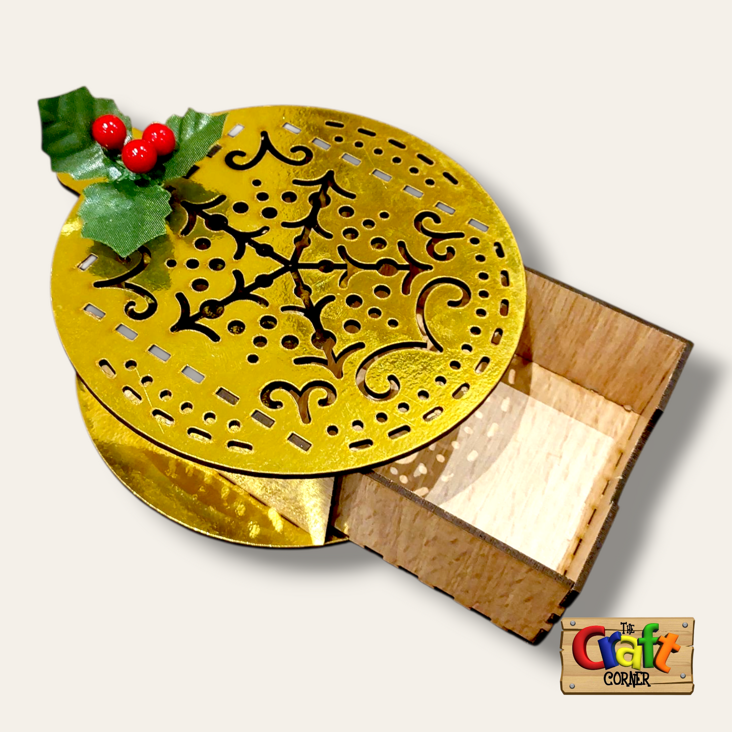 Box: Wooden Christmas ornament with drawer