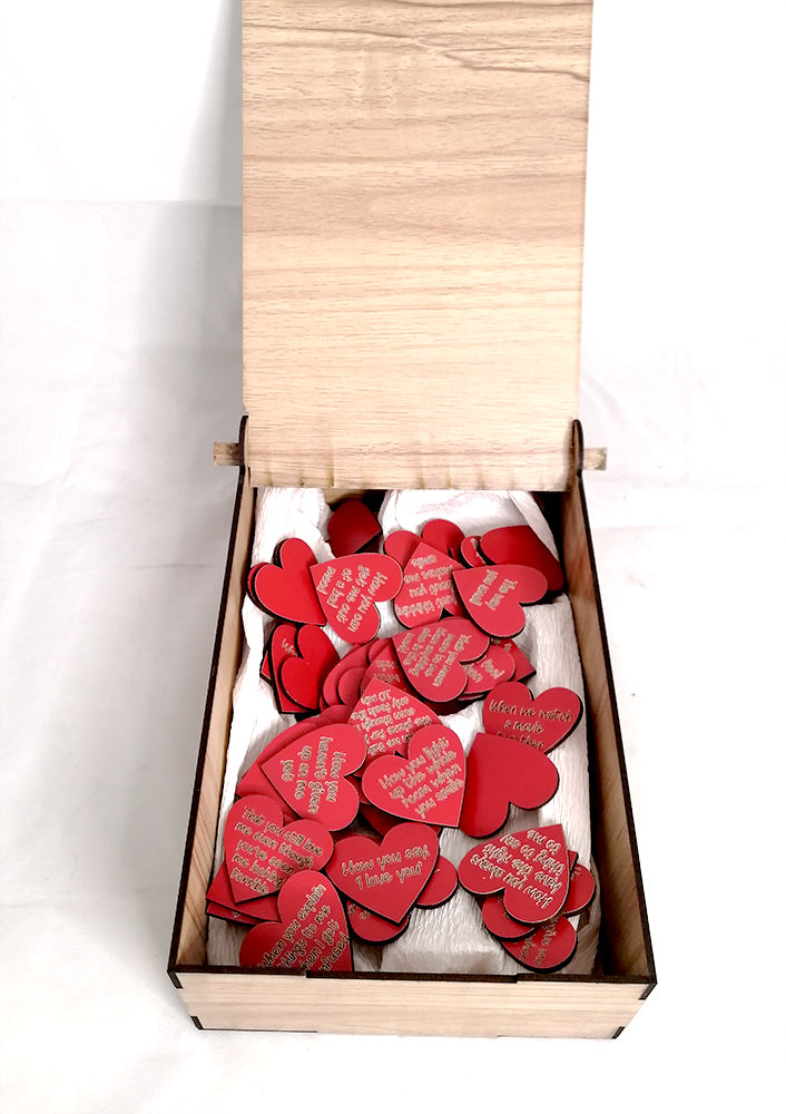 wooden box (hearts) with engraved wooden hearts