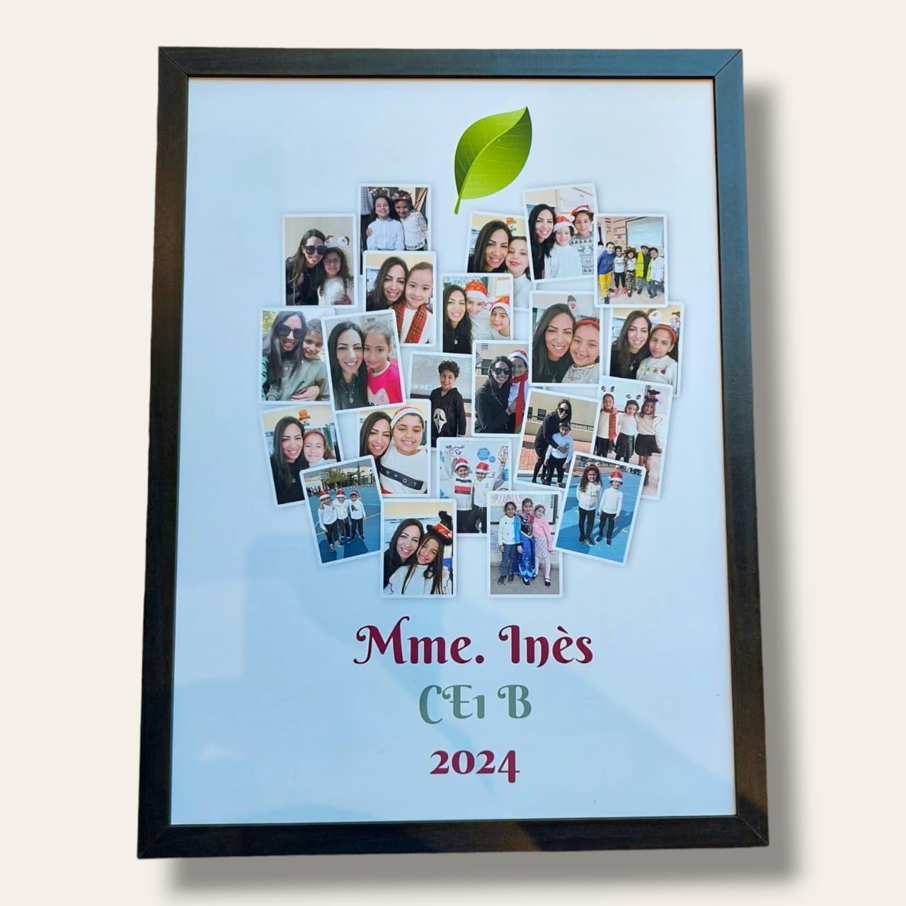 Students apple wooden board for Teacher